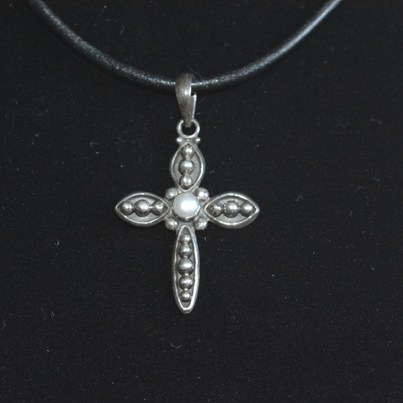 Silpada Jewelry - SILPADA Sterling Silver and Freshwater Pearl Cross